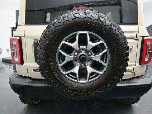 Used 2025 Ford Bronco Badlands AWD/4WD image 37