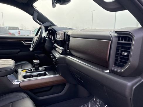 Certified 2024 Chevrolet Silverado 1500 High Country image 20