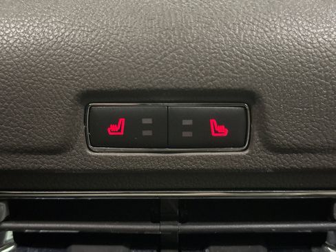 Used 2022 Lincoln Corsair AWD w/ Equipment Group 101A image 19