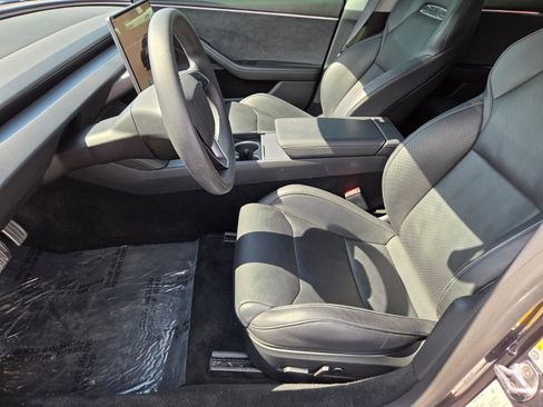Used 2025 Tesla Model 3 Performance AWD/4WD image 10
