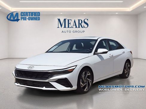 Used 2025 Hyundai Elantra Limited FWD image 1