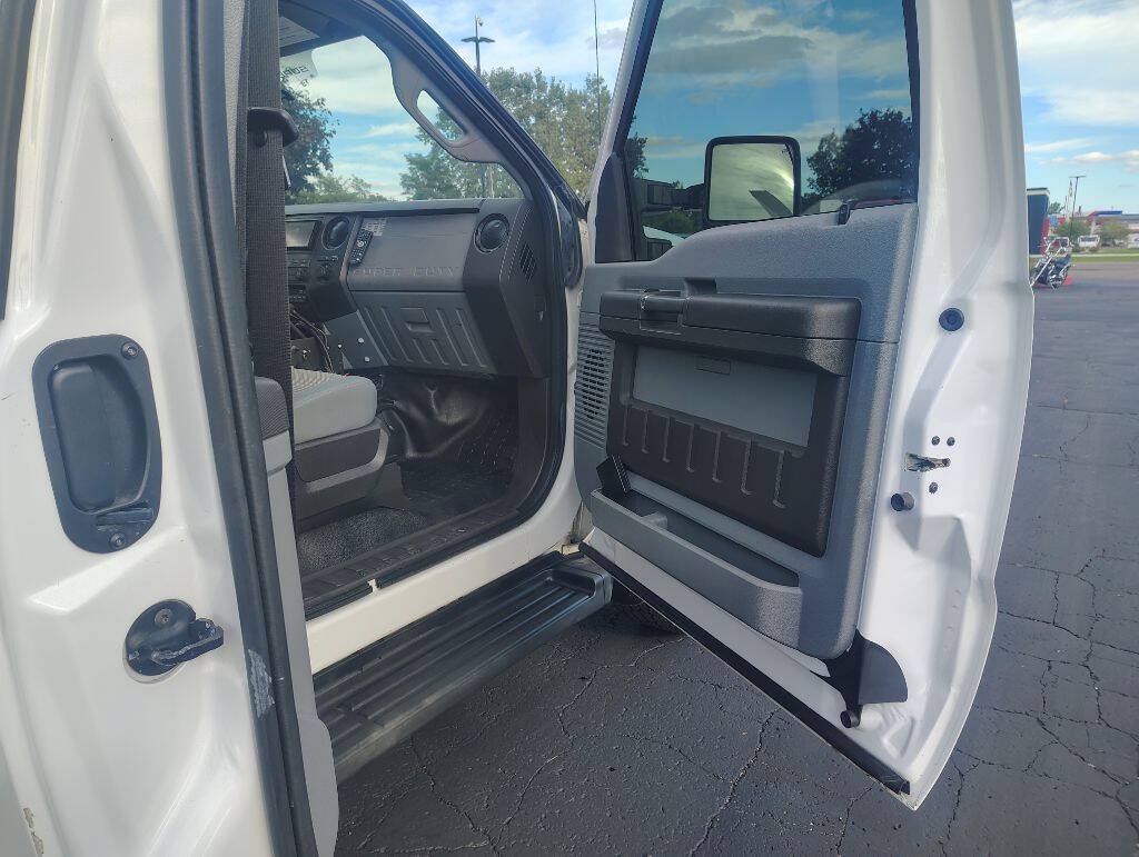 Used 2011 Ford F350 XL w/ PWR Equipment Group AWD/4WD image 14
