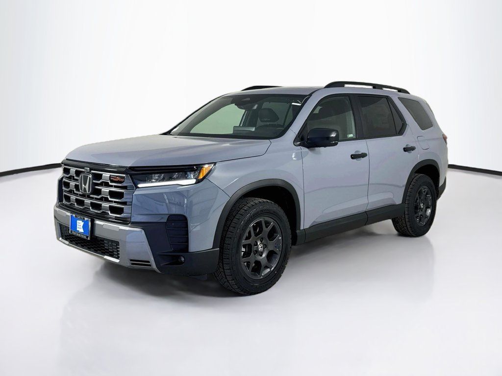 New 2026 Honda Pilot TrailSport image 3