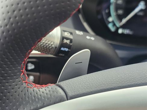 Used 2025 Genesis GV70 2.5T Sport Prestige w/ Sport Prestige Package image 12