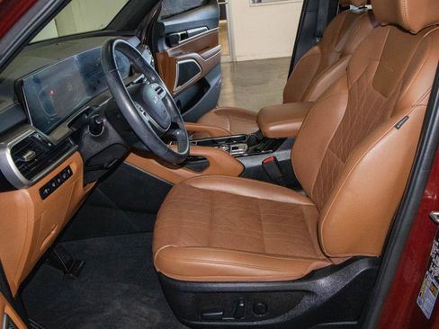 Used 2024 Kia Telluride EX X-Line AWD/4WD image 8