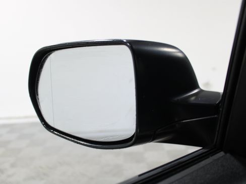 Used 2015 Honda CR-V LX image 17