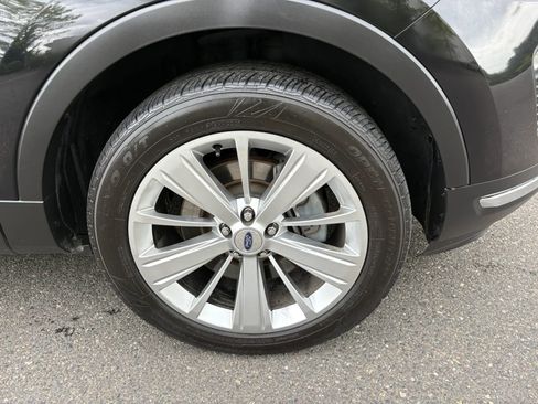 Used 2019 Ford Explorer Limited AWD/4WD image 32