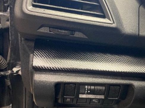 Used 2019 Subaru Crosstrek 2.0i Premium w/ Moonroof Package image 24