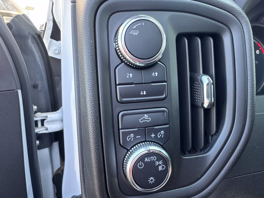Used 2025 GMC Sierra 2500 Pro w/ Convenience Package AWD/4WD image 19