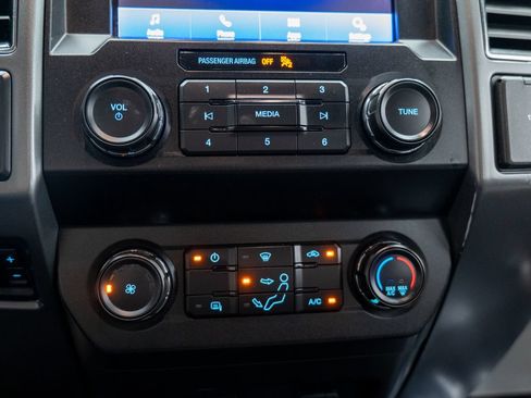 Used 2021 Ford F350 XLT w/ XLT Value Package AWD/4WD image 50