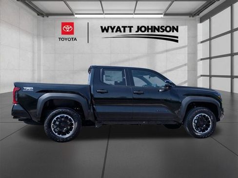 New 2026 Toyota Tacoma TRD Off-Road AWD/4WD image 5