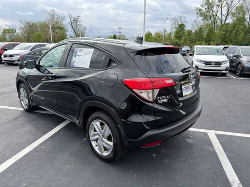 Used 2019 Honda HR-V EX image 6