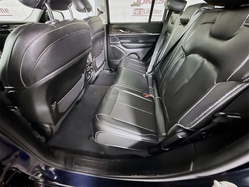 Used 2024 Jeep Grand Cherokee Limited 4xe w/ Luxury Tech Group II image 28