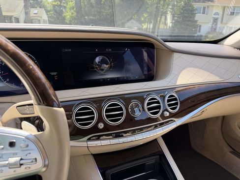 Used 2020 Mercedes-Benz S 560 4MATIC Sedan image 29