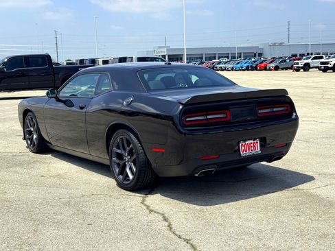 Used 2023 Dodge Challenger GT w/ Blacktop Package RWD image 9