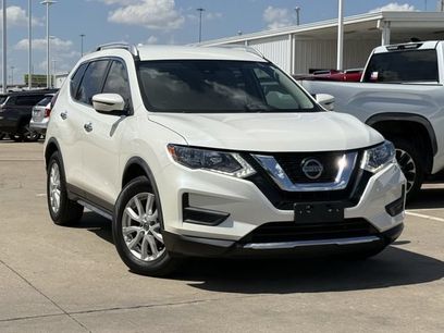 Used 2019 Nissan Rogue SV