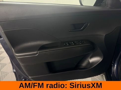 Used 2025 Hyundai Kona SEL image 10