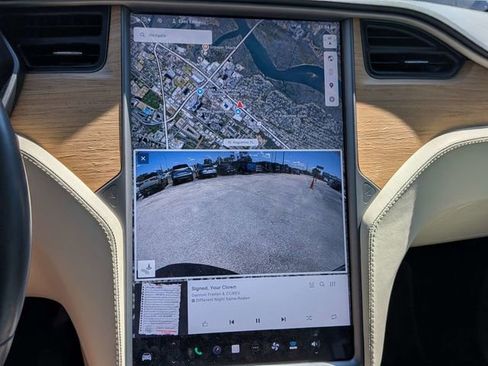 Used 2018 Tesla Model X 75D AWD/4WD image 28