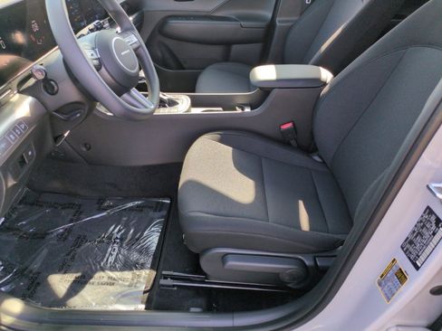 New 2026 Hyundai Kona SE FWD image 15
