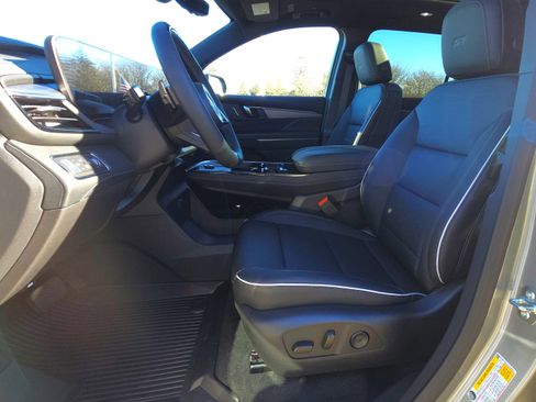 New 2026 Buick Enclave Sport Touring w/ Super Cruise Package image 12