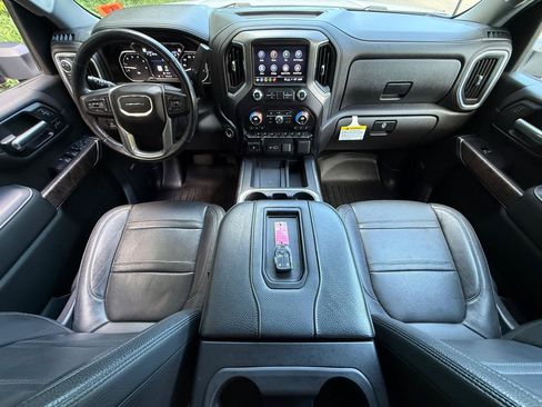 Used 2021 GMC Sierra 2500 Denali w/ Technology Package AWD/4WD image 30