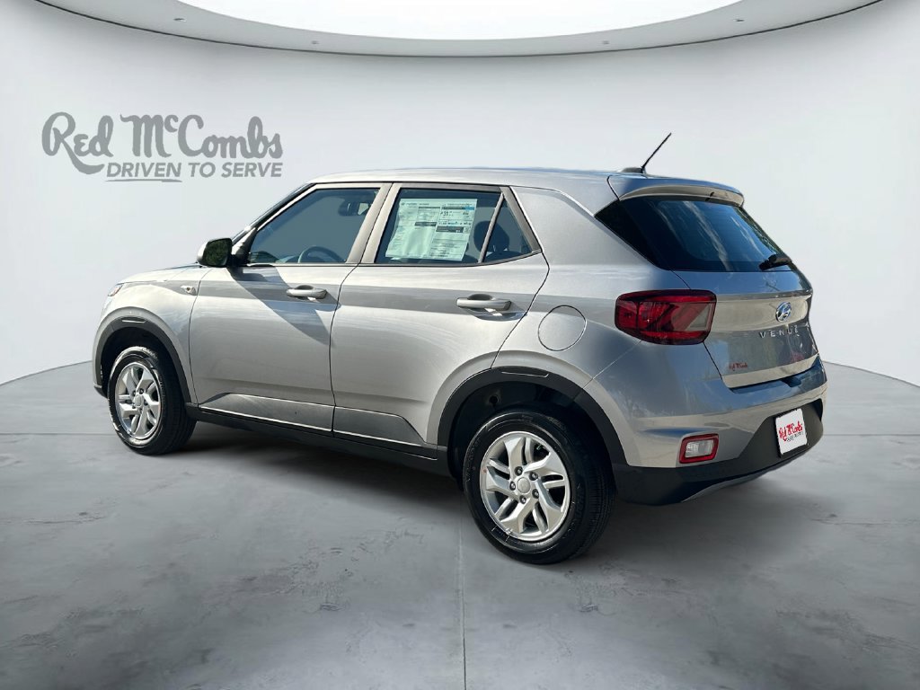 New 2026 Hyundai Venue SE FWD image 7