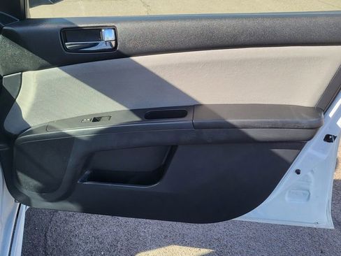 Used 2012 Nissan Sentra 2.0 SR w/ Special Edition Pkg FWD image 16
