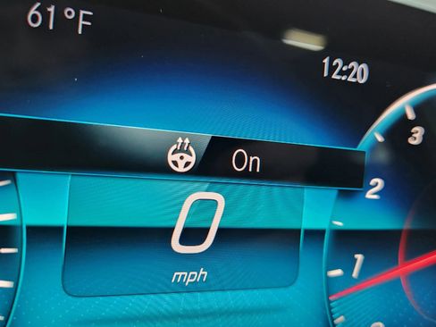 Used 2020 Mercedes-Benz A 220 4MATIC w/ Premium Package image 28