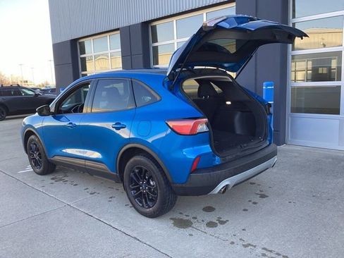 Used 2020 Ford Escape SE Sport image 13