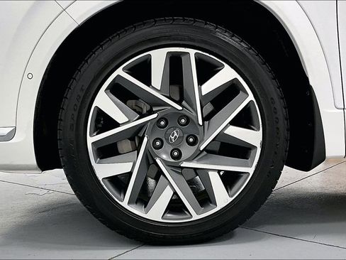 Used 2023 Hyundai Santa Fe Calligraphy FWD image 11