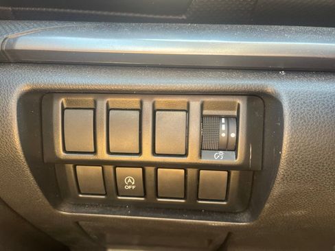 Used 2020 Subaru Forester Premium w/ Popular Package #1 AWD/4WD image 22