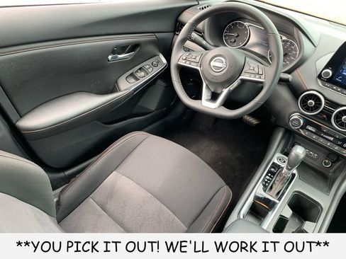 Used 2025 Nissan Sentra SR FWD image 26