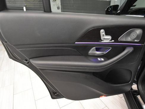 Used 2020 Mercedes-Benz GLS 450 4MATIC image 16