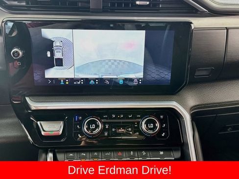 Used 2022 GMC Sierra 1500 Denali AWD/4WD image 19
