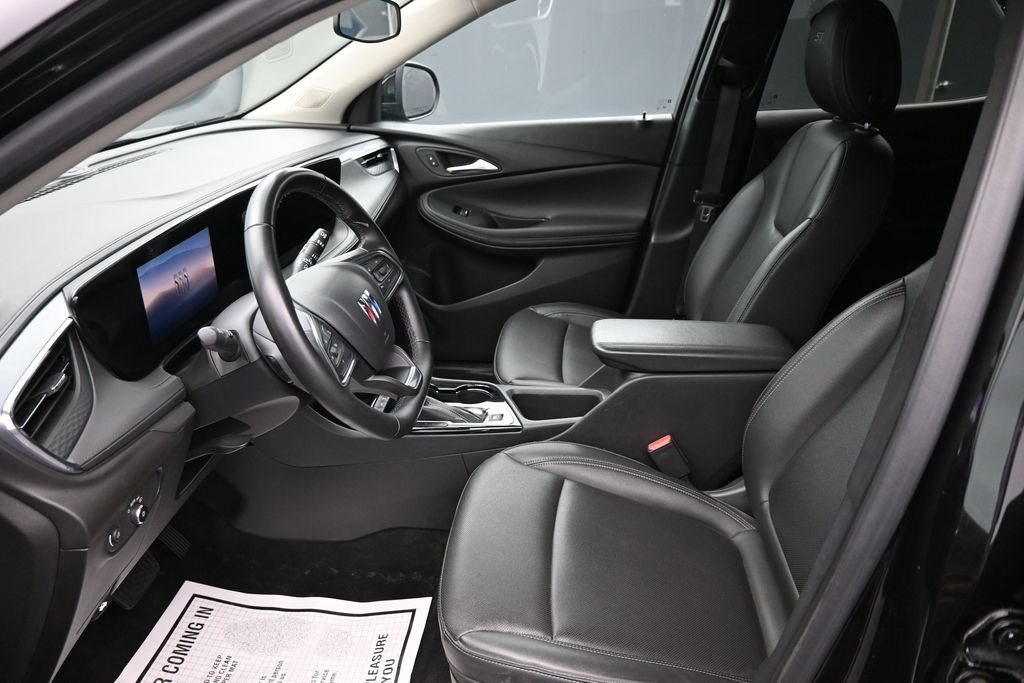 Used 2024 Buick Encore GX Sport Touring AWD/4WD image 11