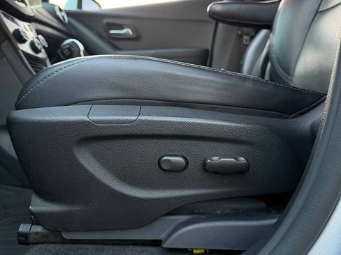 Used 2016 Chevrolet Trax LTZ AWD/4WD image 24