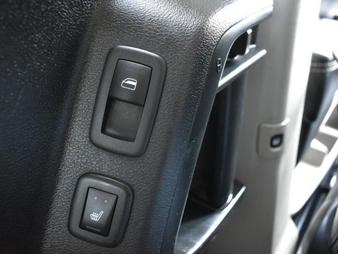 Used 2014 Chrysler Town & Country Touring-L w/ Driver Convenience Group FWD image 46