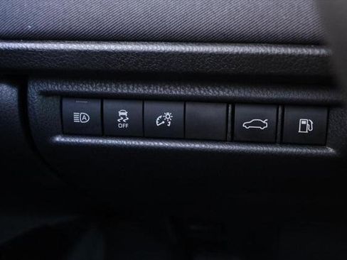 Certified 2025 Toyota Camry LE image 21