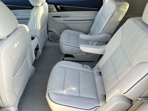 New 2026 Buick Enclave Avenir w/ Super Cruise Package AWD/4WD image 26