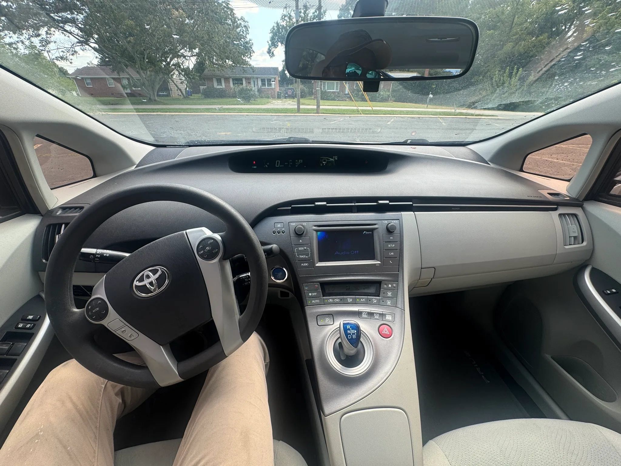 Used 2012 Toyota Prius Two FWD image 22