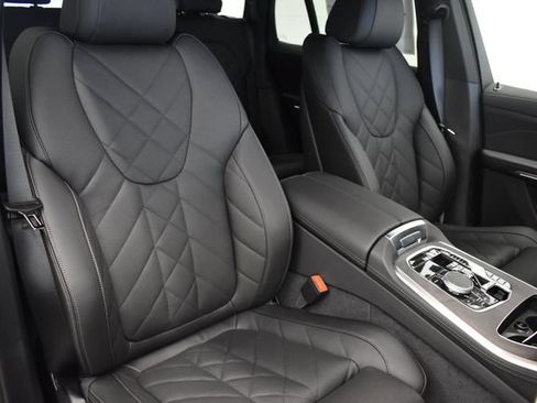 New 2026 BMW X5 xDrive40i w/ Premium Package AWD/4WD image 6