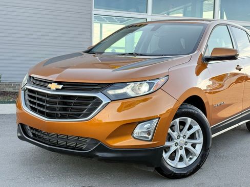 Used 2018 Chevrolet Equinox LT FWD image 4