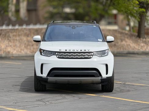 Used 2020 Land Rover Discovery HSE Luxury AWD/4WD image 2