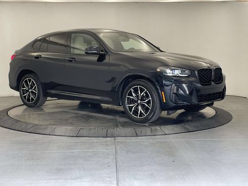 Used 2025 BMW X4 xDrive30i w/ Premium Package AWD/4WD image 7