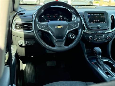 Used 2022 Chevrolet Equinox LT image 9