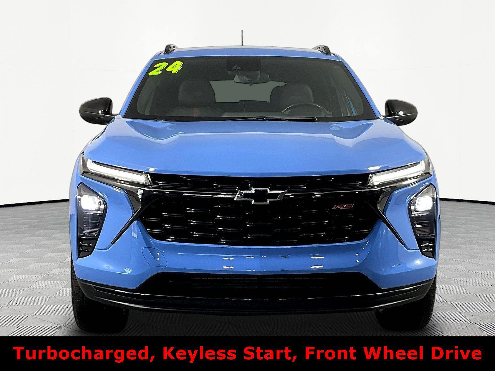 Used 2024 Chevrolet Trax RS w/ Driver Confidence Package FWD image 2