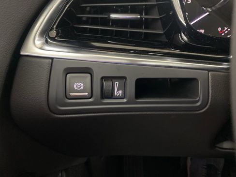 New 2025 Cadillac XT6 Luxury AWD/4WD image 45