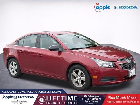 Used 2014 Chevrolet Cruze LT FWD image 1