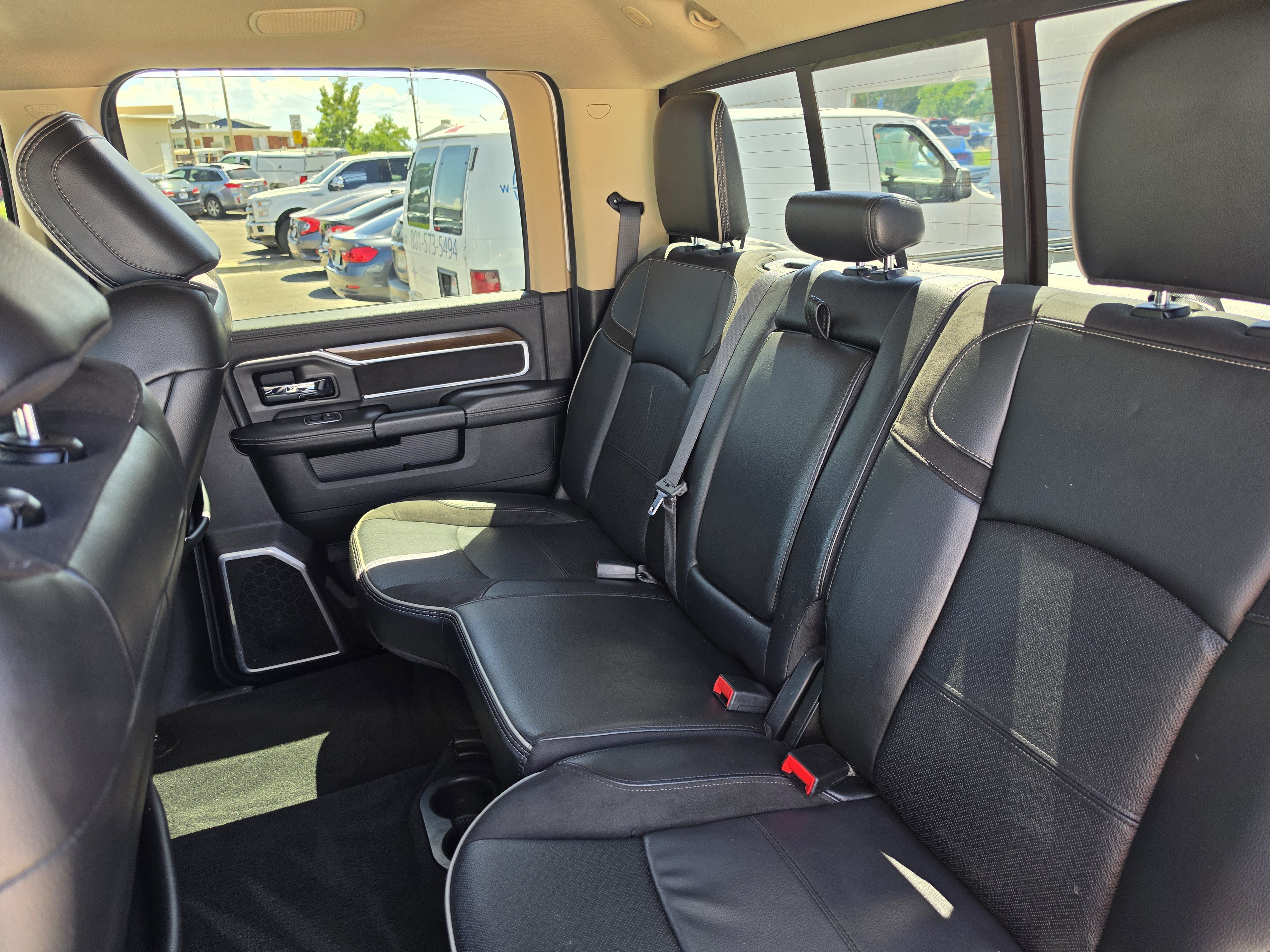Used 2022 RAM 2500 Laramie AWD/4WD image 18