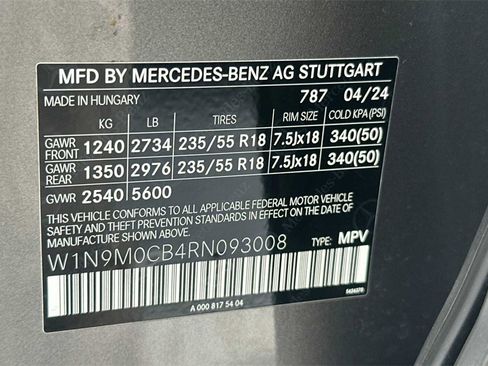Certified 2024 Mercedes-Benz EQB 250+ image 40